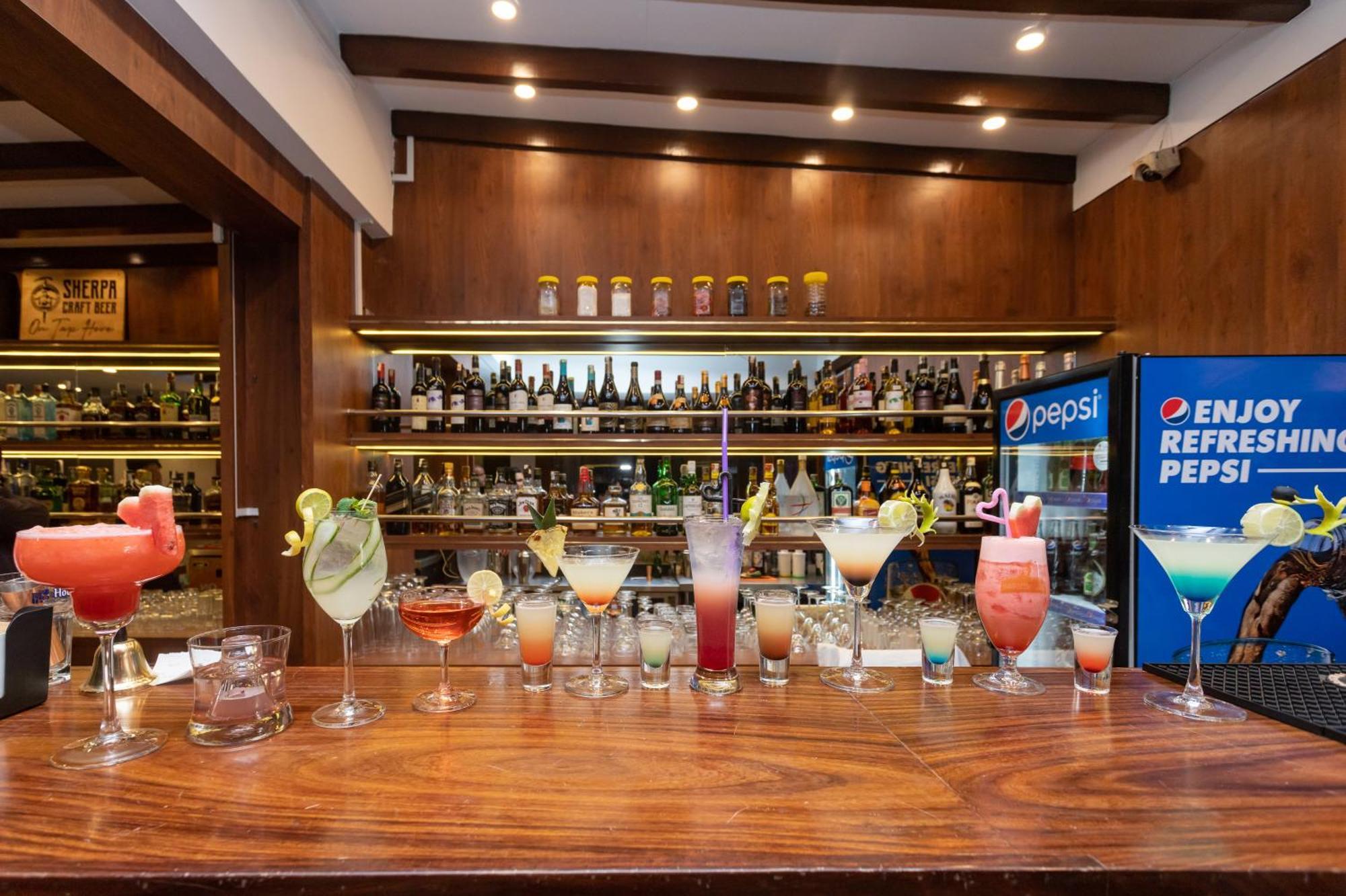 Aawas Boutique Hotel Катманду Экстерьер фото