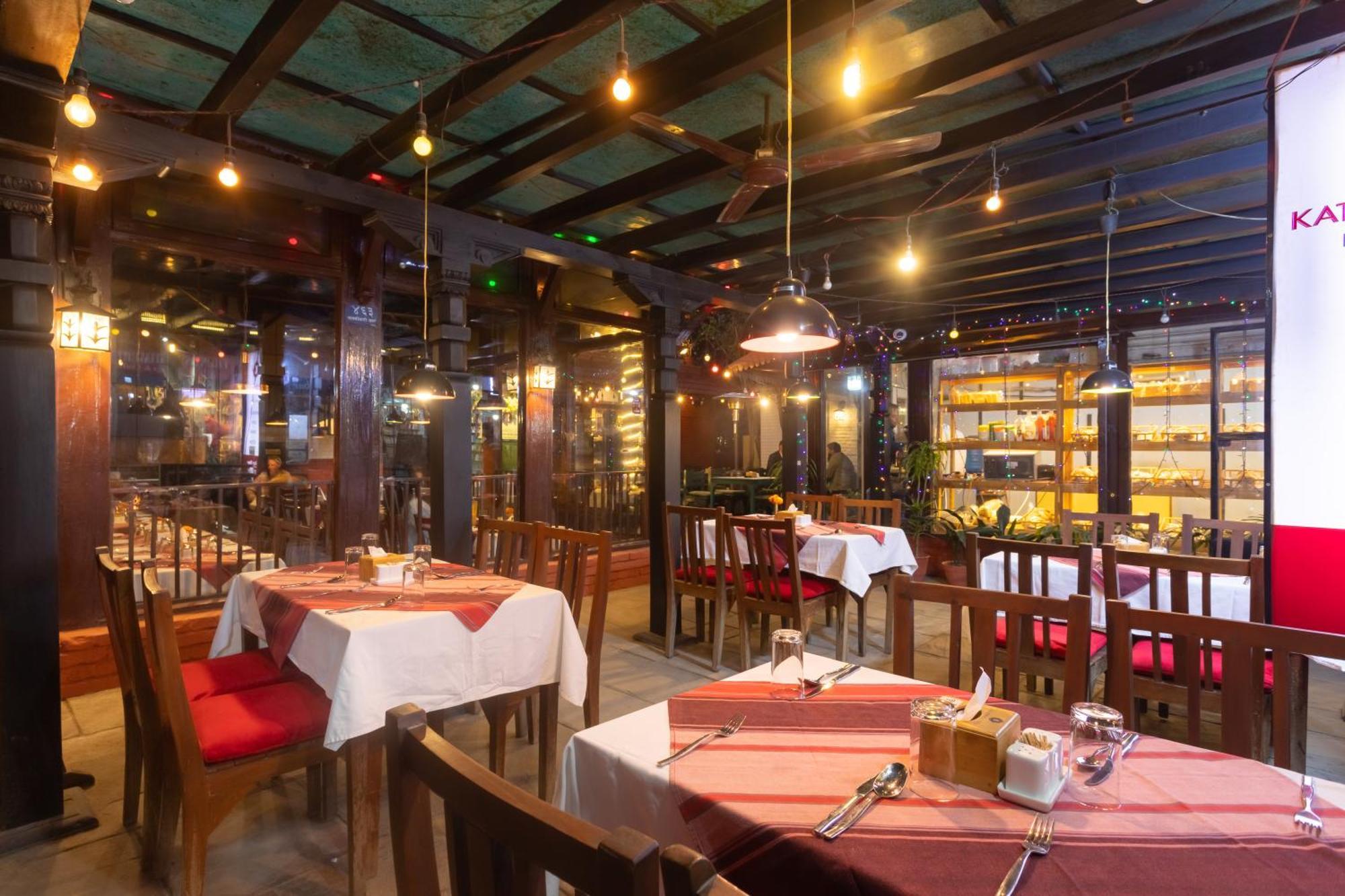 Aawas Boutique Hotel Катманду Экстерьер фото